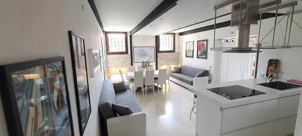 Elisabeth Waterfront Apartment Venedig