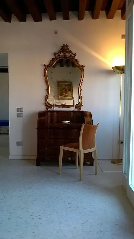 Elisabeth Waterfront Apartment Venedig