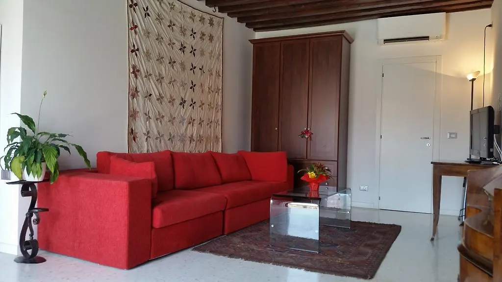 Elisabeth Waterfront Apartment Venedig
