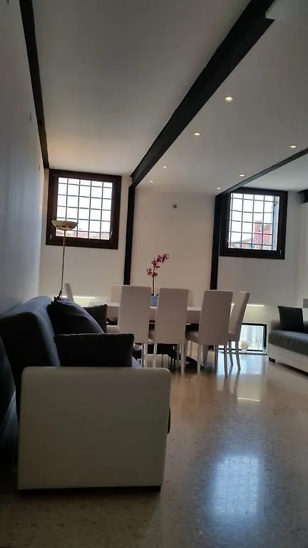Elisabeth Waterfront Apartment Venedig 0*,  Italien